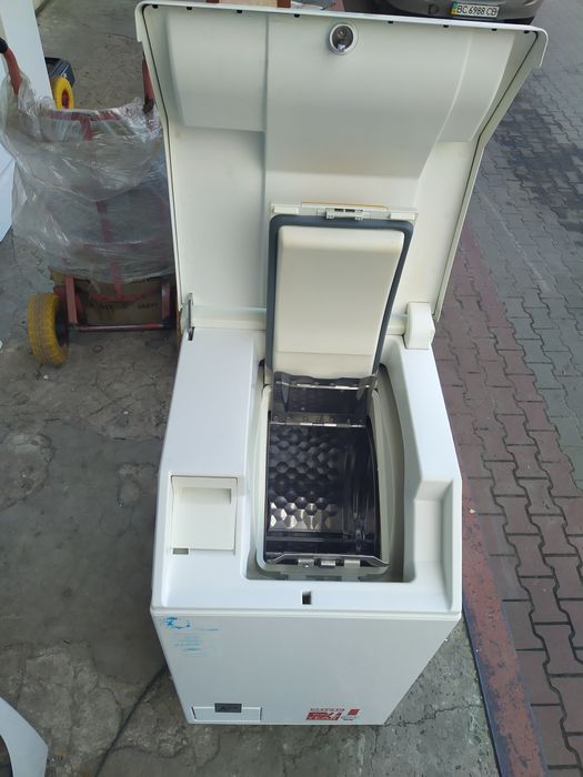 Пральна машина Miele W254 на 6кг