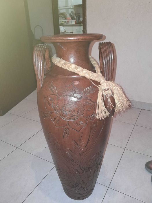 Jarra grande de barro