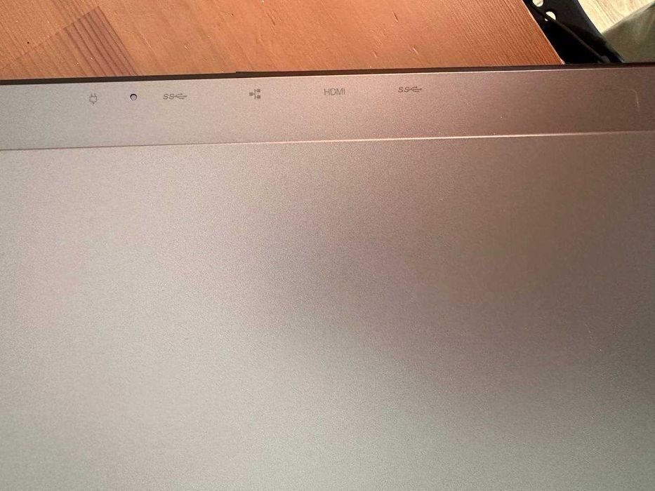 Lenovo LOQ 15IAX9