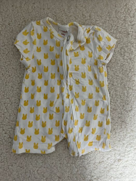 Одяг для немовлят