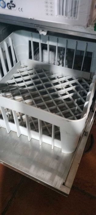 Máquina industrial copos