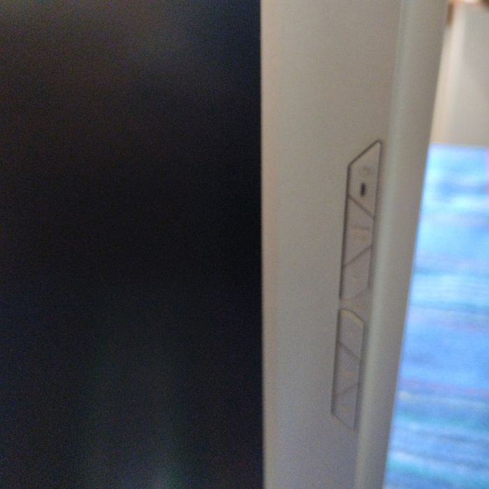 Monitor prateado de 17' Samsung64354257863683122