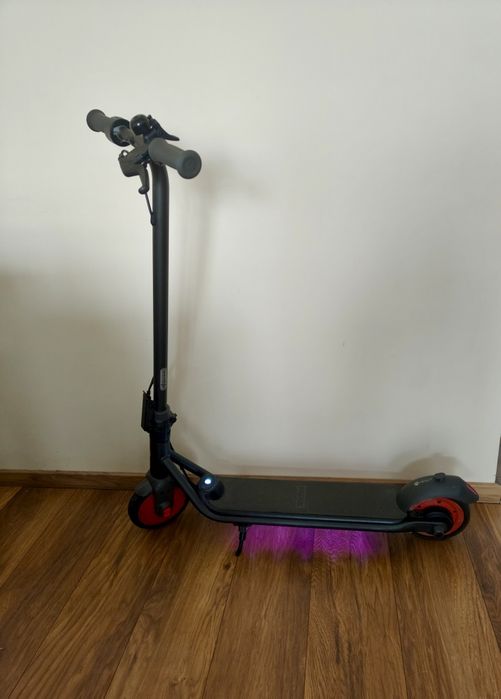 Hulajnoga Elektryczna Segway Ninebot eKickscooter ZING C20