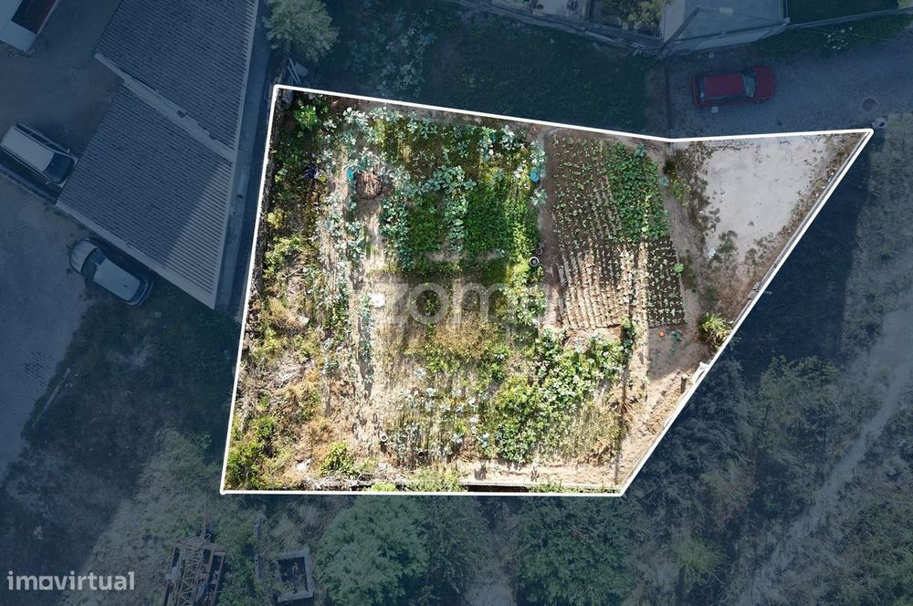 Land for Construction, Fafe