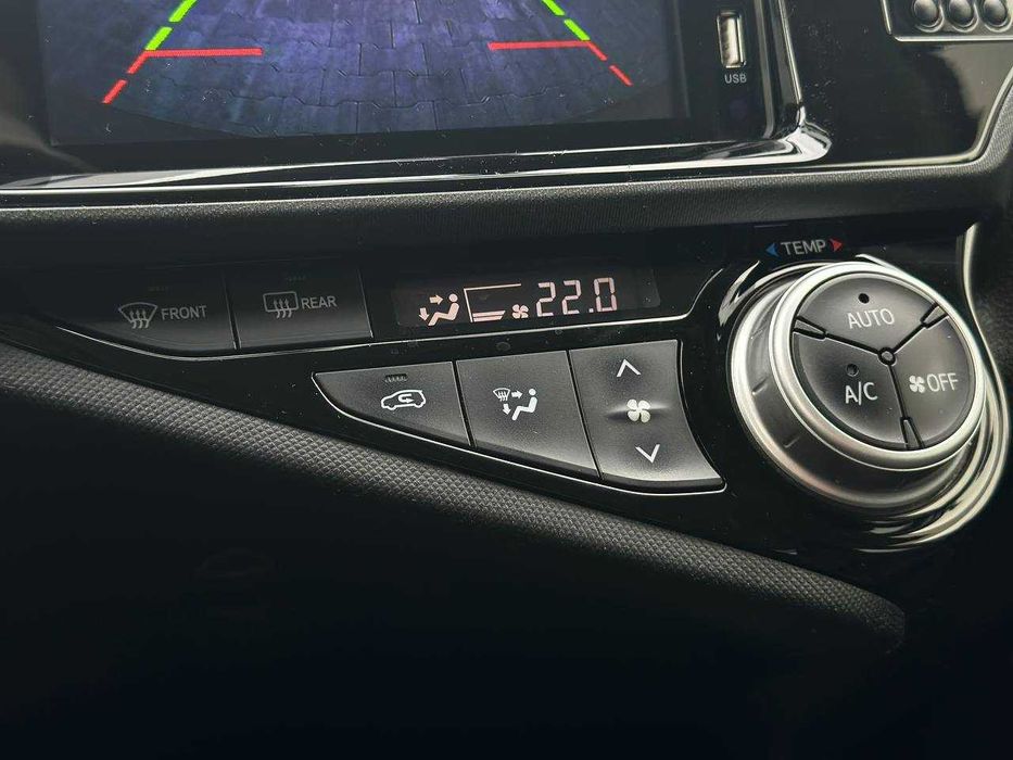 Toyota Aqua 2015 (Розстрочка / Лізинг)