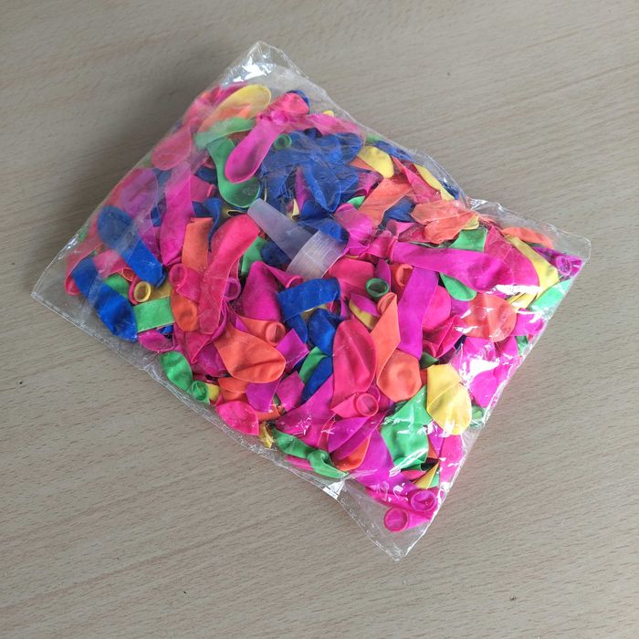 500 Balões de Água