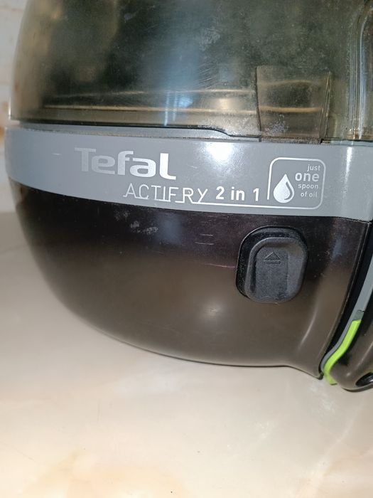 Аэрогриль Tefal ..