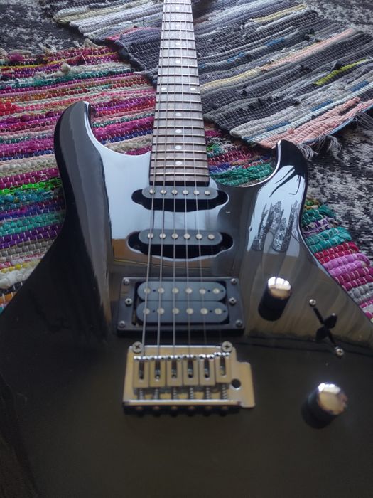 Gitara Elektryczna superstrat Jackson JS20 Dinky Czarna Black + futerał