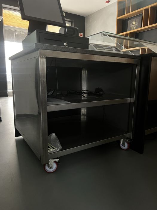 Balcao em inox com Pedra