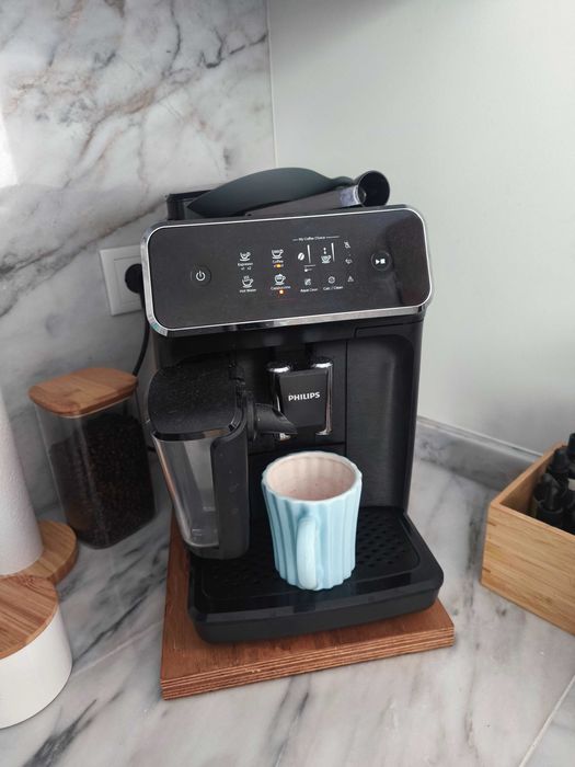 Máquina café Philips 2230/10 versão com cappuccino, como nova