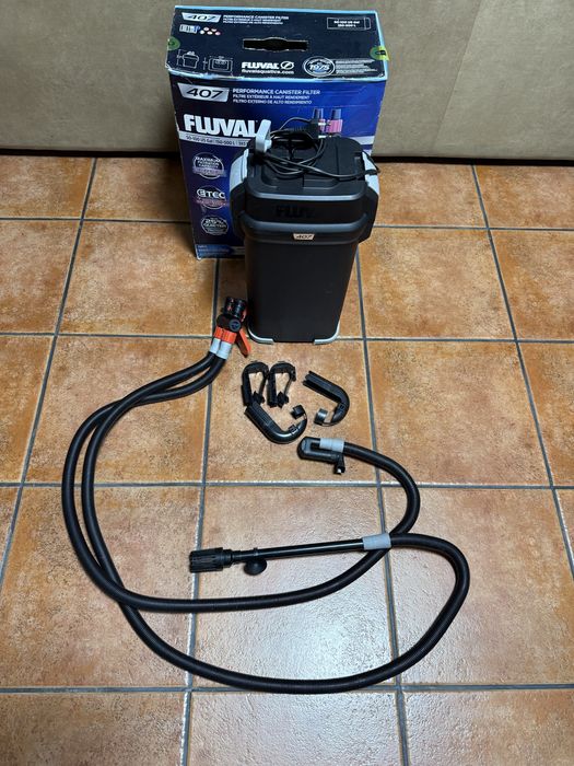 Filtro externo aquario Fluval 407.