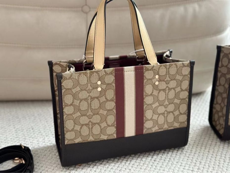 Жіноча сумка  coach dempsey коач сумочка женская сумка коач купить