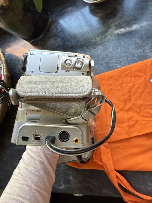 Handycam Sony super steady shot DCR-PC109E PAL