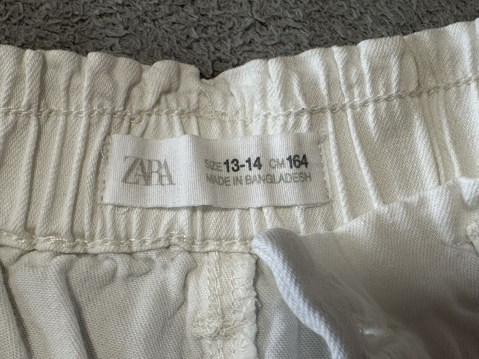 Білі шорти “Zara”