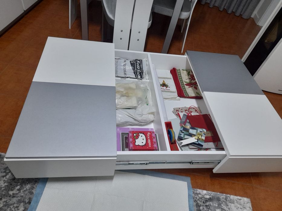 Mesa de sala como nova