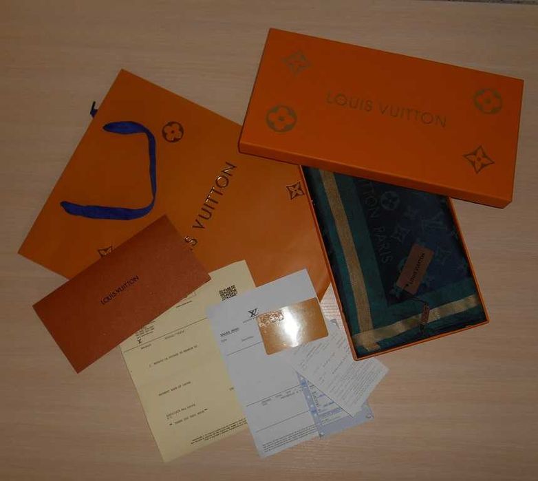 Louis Vuitton Chusta Szalik, Francja