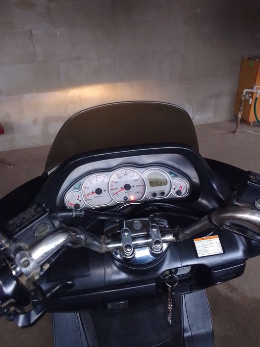 Макси скутер продам