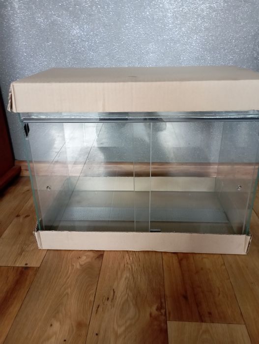 Terrarium 60/40/30 nowe dla węża gekona pająka