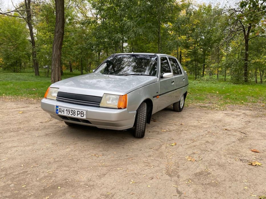 Авто ЗАЗ Славута люкс