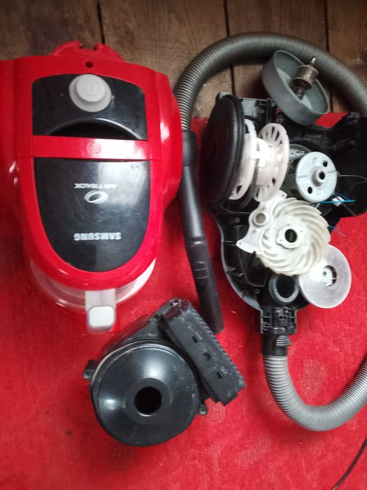Пилесос Samsung sc45s0 1500w