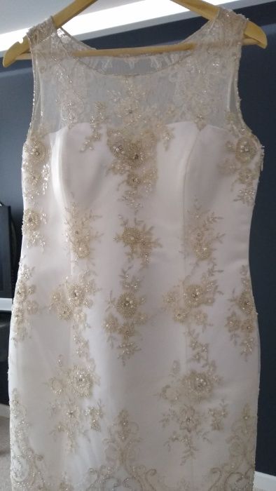 Suknia ślubna z rozcięciem rozm 42/44 XL plener