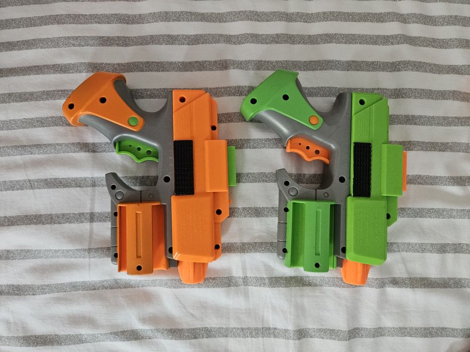 Conjunto de 2 Nerfs completas