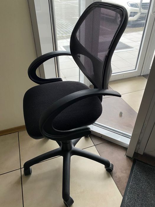 Компьютерный стул