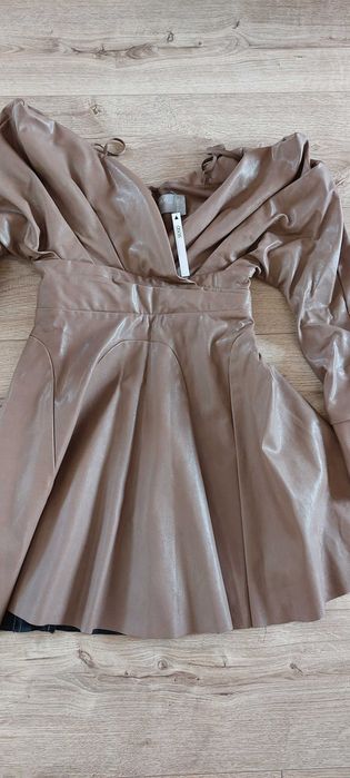 Nowa ,śliczna sukienka z metką