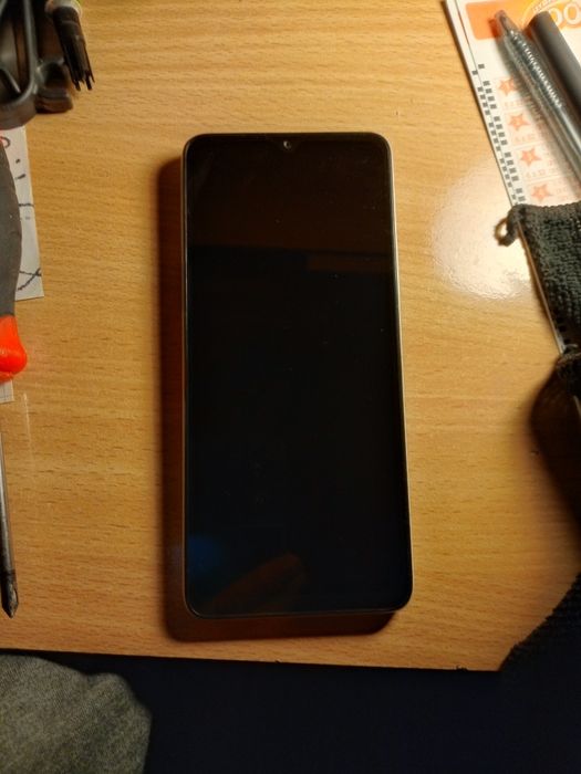 Telefon Poco C61