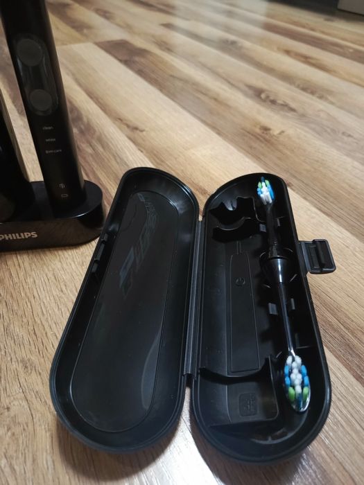 Szczoteczka soniczna PHILIPS sonicare S