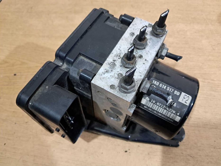 Pompa hamulcowa sterownik ABS ESP AUDI A3 8P VW Golf Seat Skoda