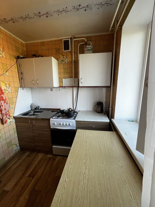 Продам 1 кімнатну, ПОКРАЩЕНОГО ПЛАНУВАННЯ, ЦЕГЛА, з меблями і технікою - More