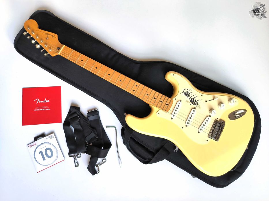 Fender® Jimmie Vaughan '56 Stratocaster® hand-signed '1997 Olympic White