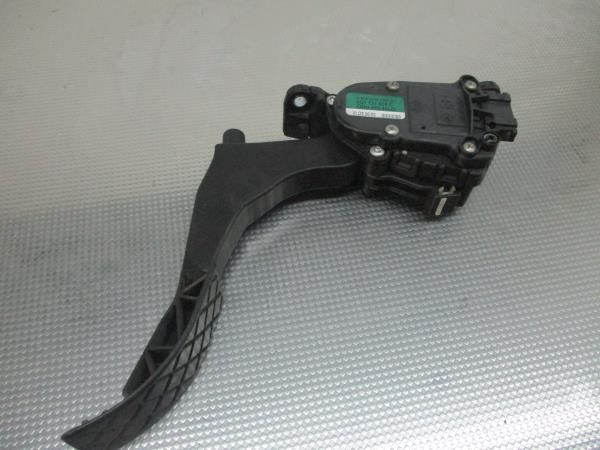 Pedal do acelerador VOLKSWAGEN Golf IV (1J1)