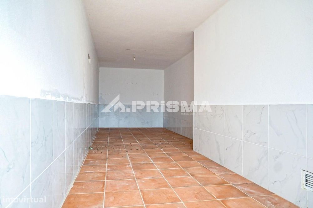 Andar de moradia T2 para arrendamento em Salgueiro do Campo, Castelo B
