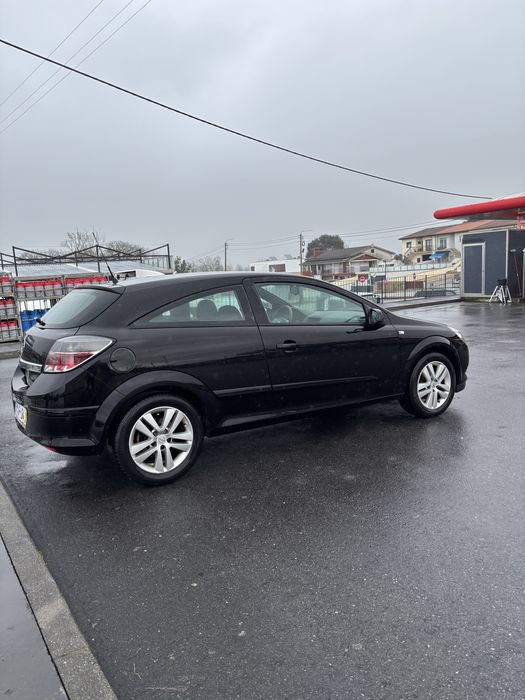 Opel astra gtc 1.3 5 lugares 2008