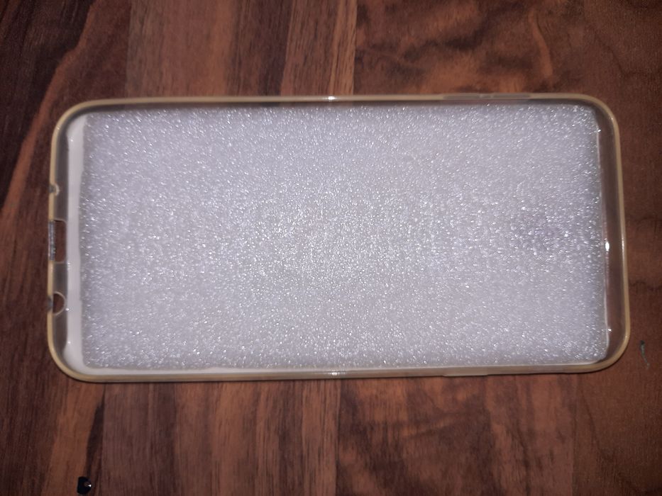 Чехли на телефон самсунг А 51, J7.