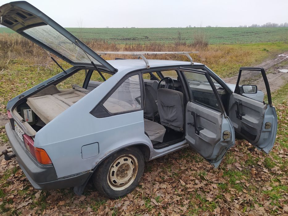 Продам Москвич 2141