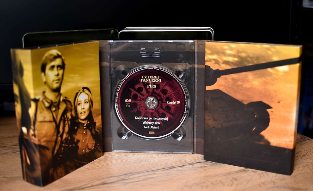 DVD # Czterej Pancerni i Pies BOX
