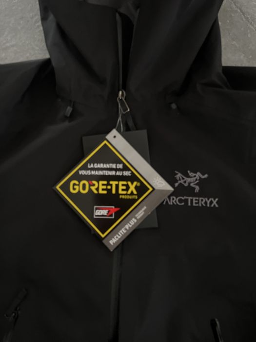 Arcteryx Rain Jacket Beta LT size S new