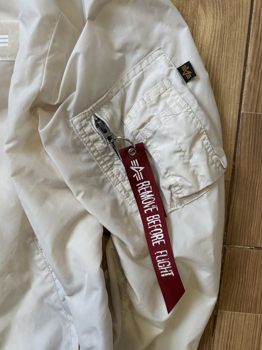 бомбер Alpha industries