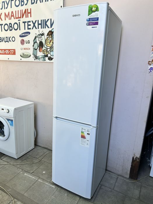 Двухкамерный Двухметровый холодильник BEKO CS 335020.Доставка!
