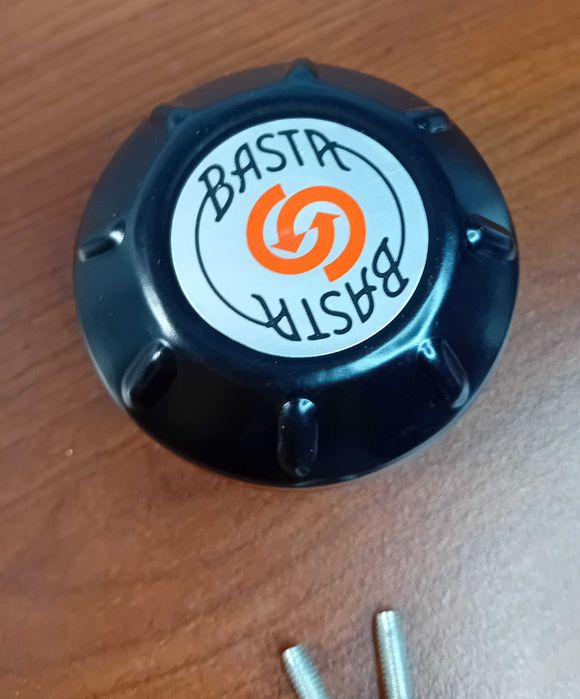 Dzwonek rowerowy obrotowy  firmy BASTA  /lekki i wygodny /.