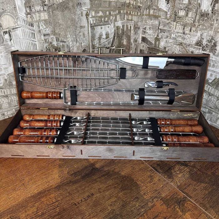 Набір шампурів у кейсі. "Младший" Подарунок мужчине, куму, папе, мужу