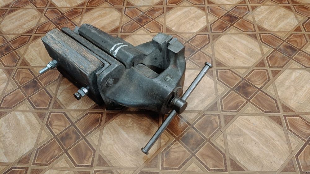 Niemieckie imadło? lub polski "bizon".