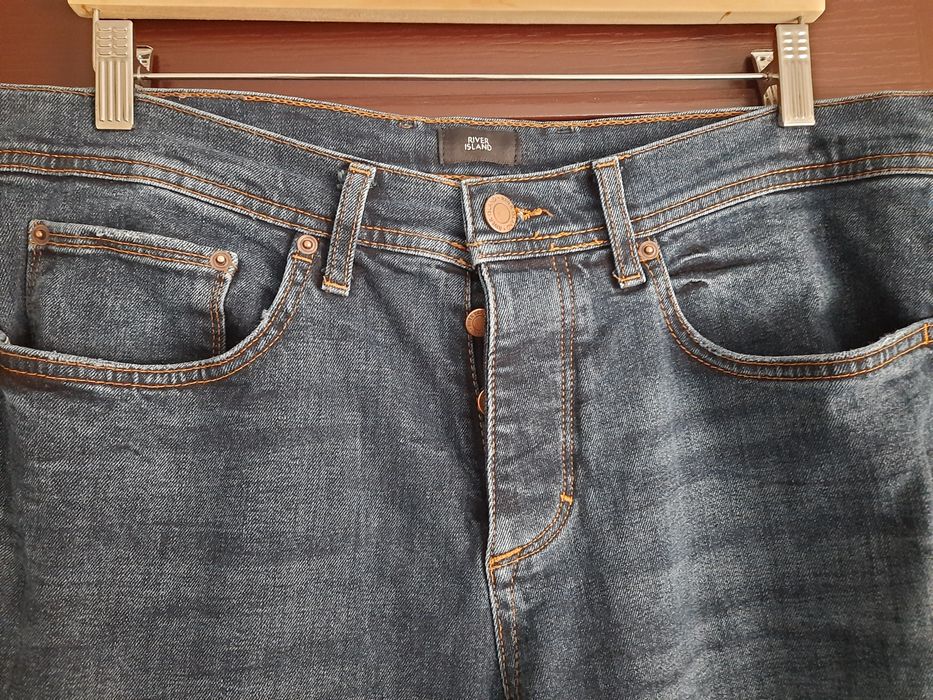 Jeansy męskie River Island