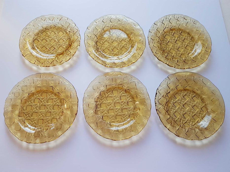 6x talerzyk Kratka / Plecionka, talerzyki Ząbkowice szkło PRL kolekcje