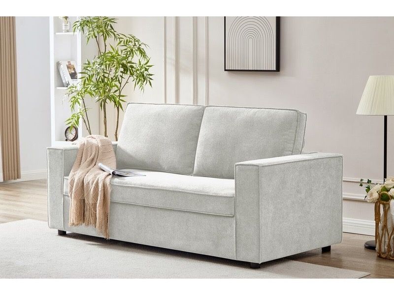 Sofa novo! facilitação no transporte 480€