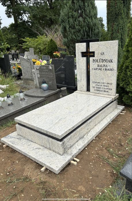 Nagrobek granitowy IVORY FANTASY