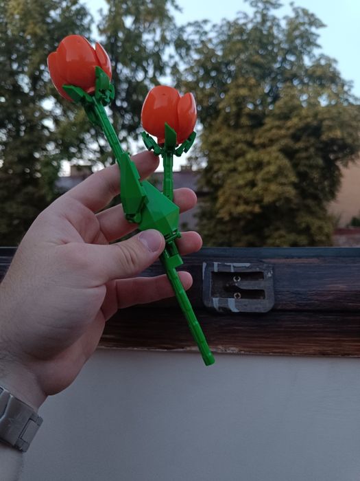 Sprzedam Róża z klocków